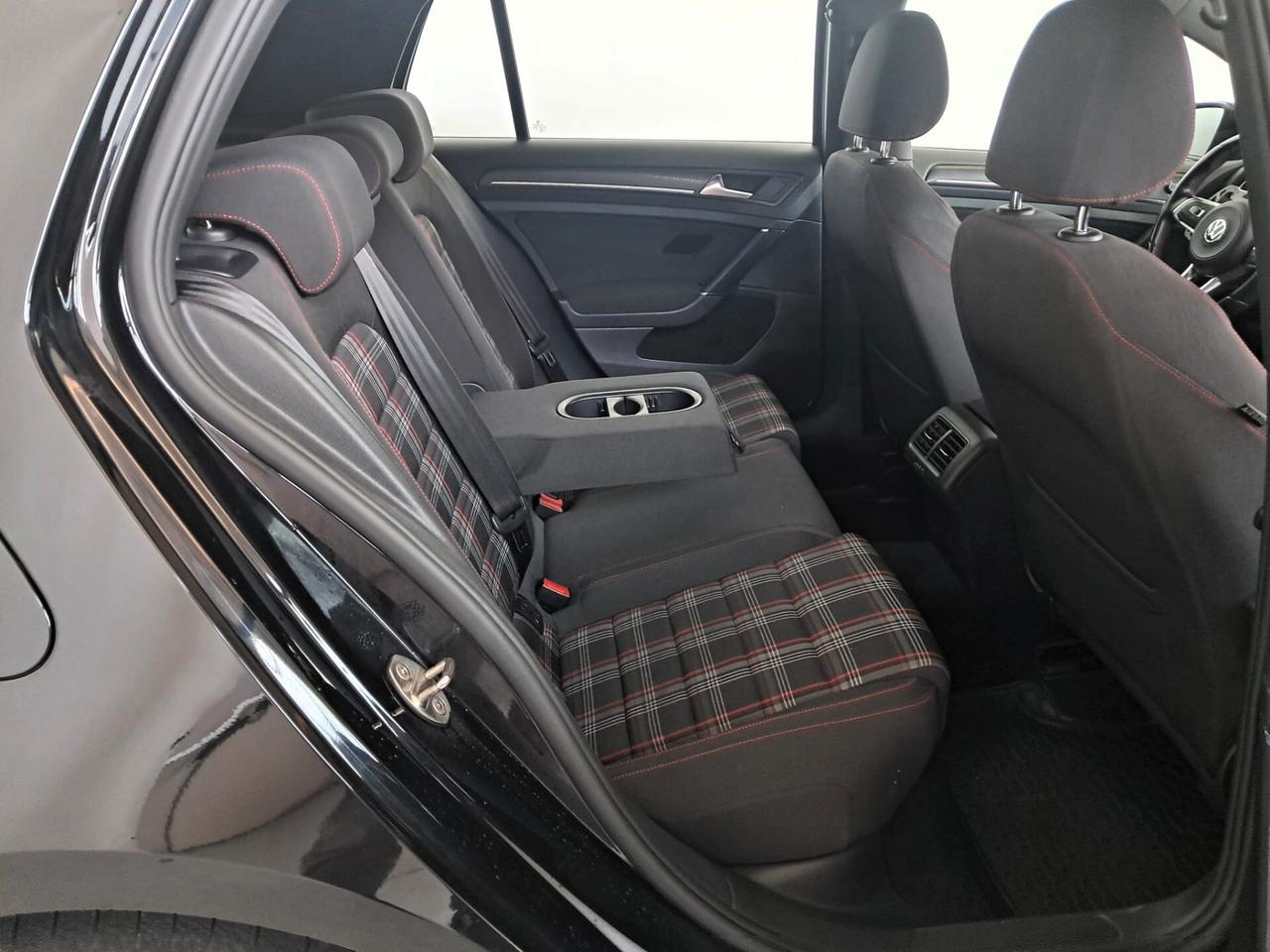 Volkswagen Golf GTI Performance 2.0 245 CV TSI DSG 5p. BMT