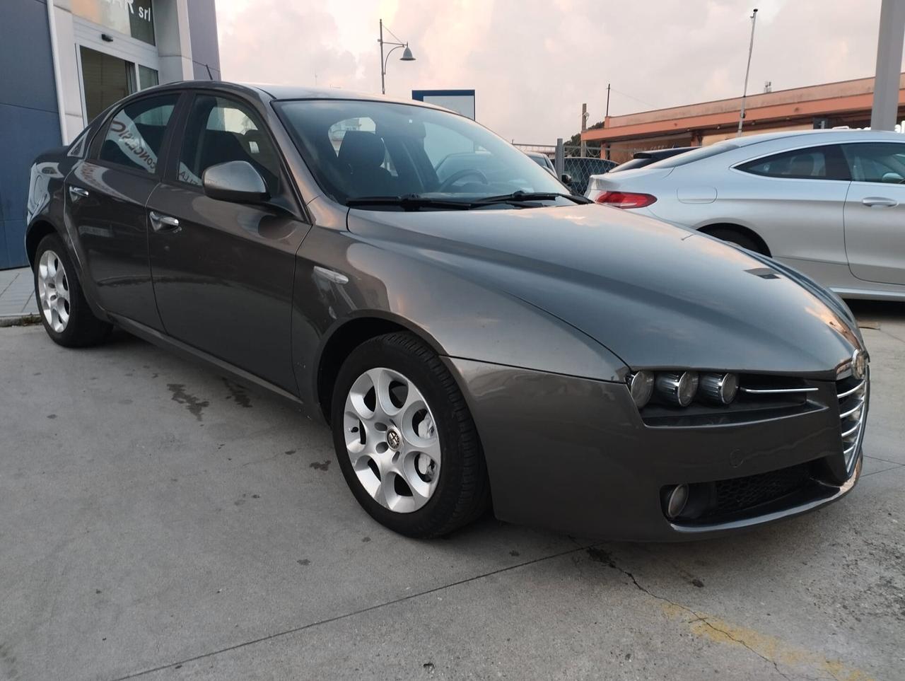 Alfa Romeo 159 1.9 JTDm 16V Exclusive