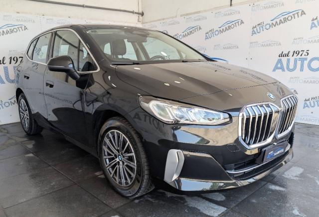 BMW Serie 2 220i mhev 48V Luxury auto