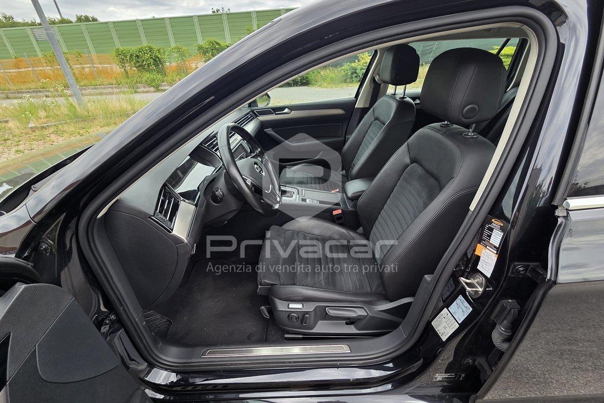 VOLKSWAGEN Passat Variant Business 2.0 TDI DSG Highline BlueMot. Tech.