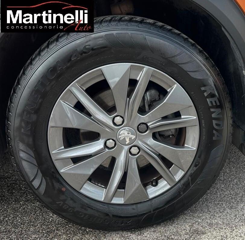 Peugeot 2008 PureTech 130 S&S EAT8 Allure