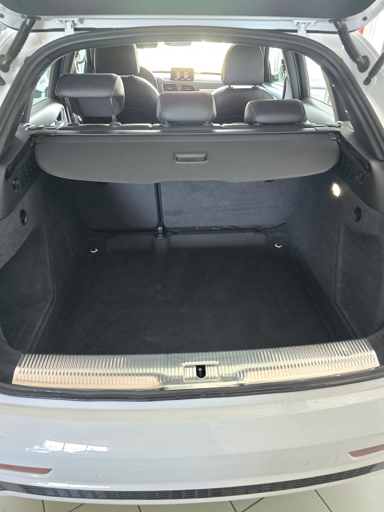 Audi Q3 2.0 TDI 150 CV S tronic S line
