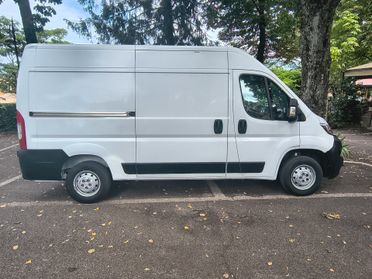 Peugeot Boxer 328 2.2 BlueHDi 120 S&S PC-TN Furgone