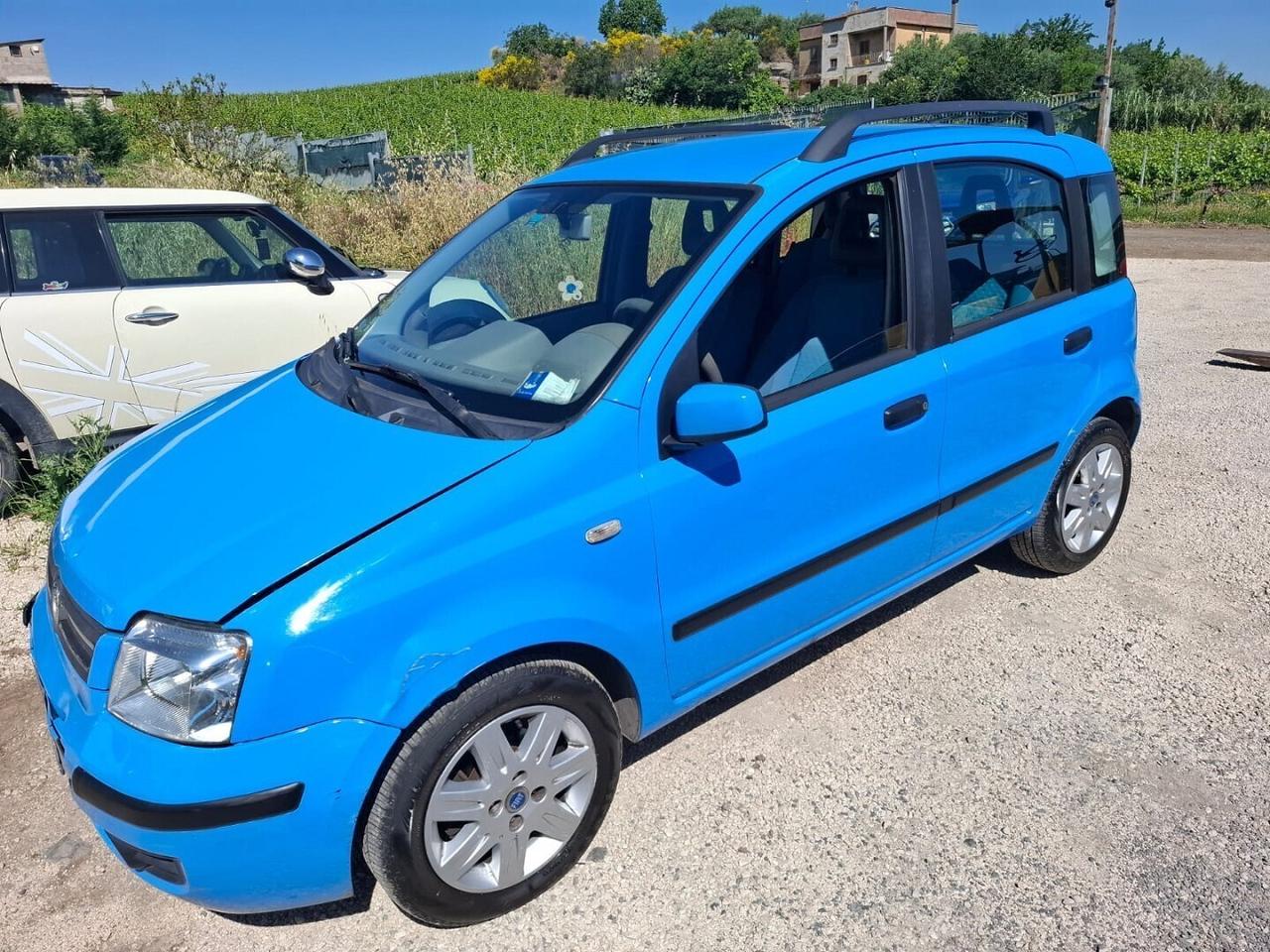 FIAT PANDA 1.2 BENZINA SINISTRATA MARCIANTE