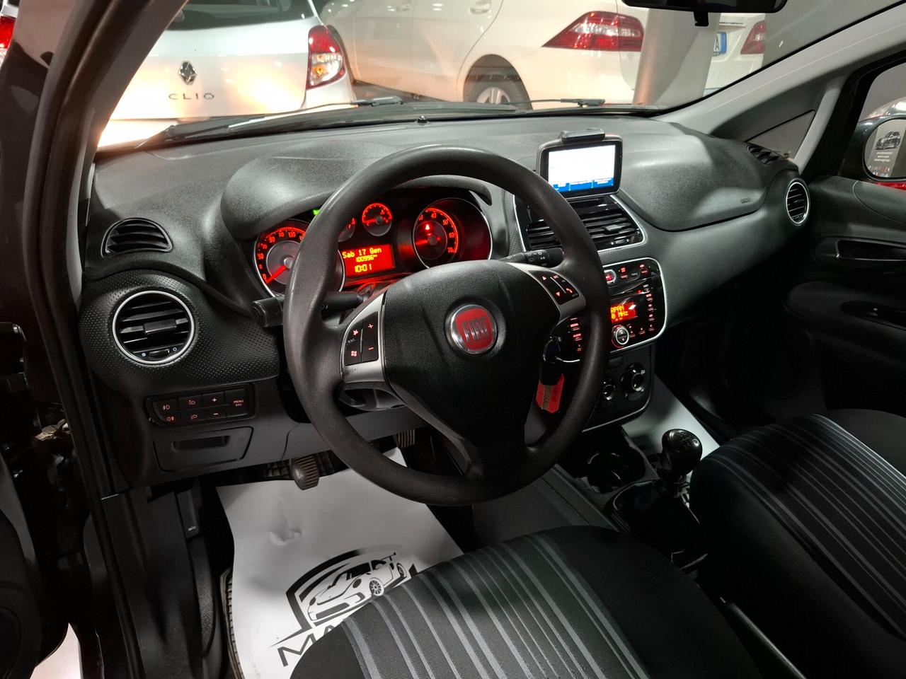 Fiat Punto Evo 1.4 benzina Neopatentato
