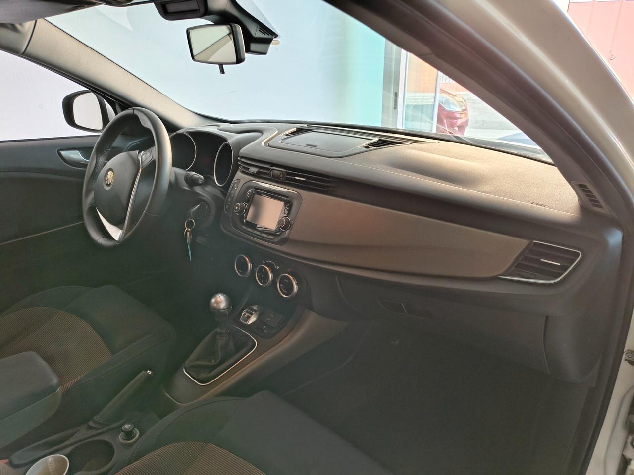 Alfa Romeo Giulietta 1.6 JTDm-2 105 CV Exclusive