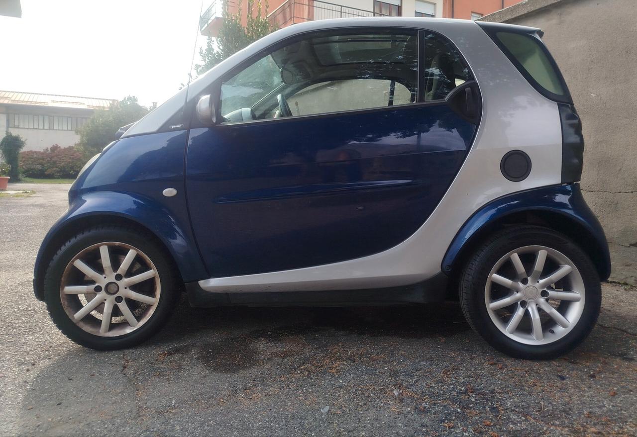 Smart ForTwo 700 coupé passion (45 kW)