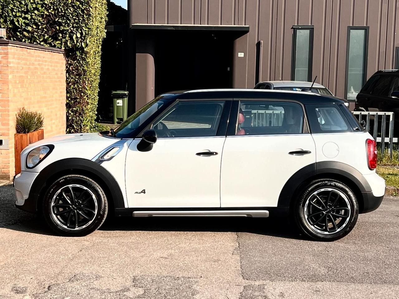 Mini Countryman 2.0d 4x4-2.0 4x4-Ideale per NEO-Euro6