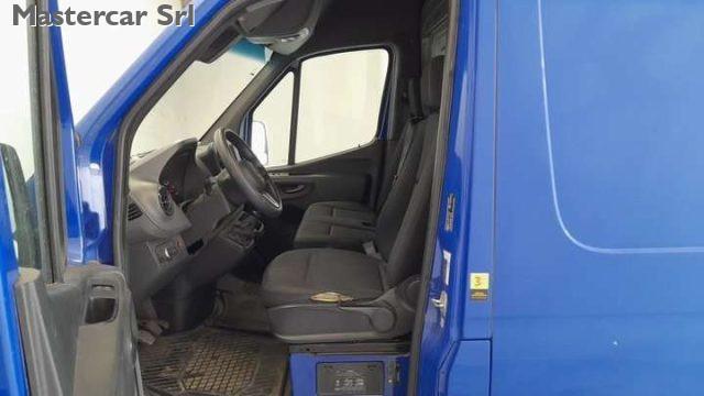 MERCEDES-BENZ Sprinter 311 F39/33 ta pm traz ant CDI TG: GC209WW