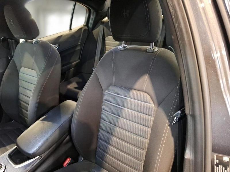 ALFA ROMEO GIULIA 2.2 TD 160 CV SUPER BUSINESS AT8 4 PORTE BERLINA