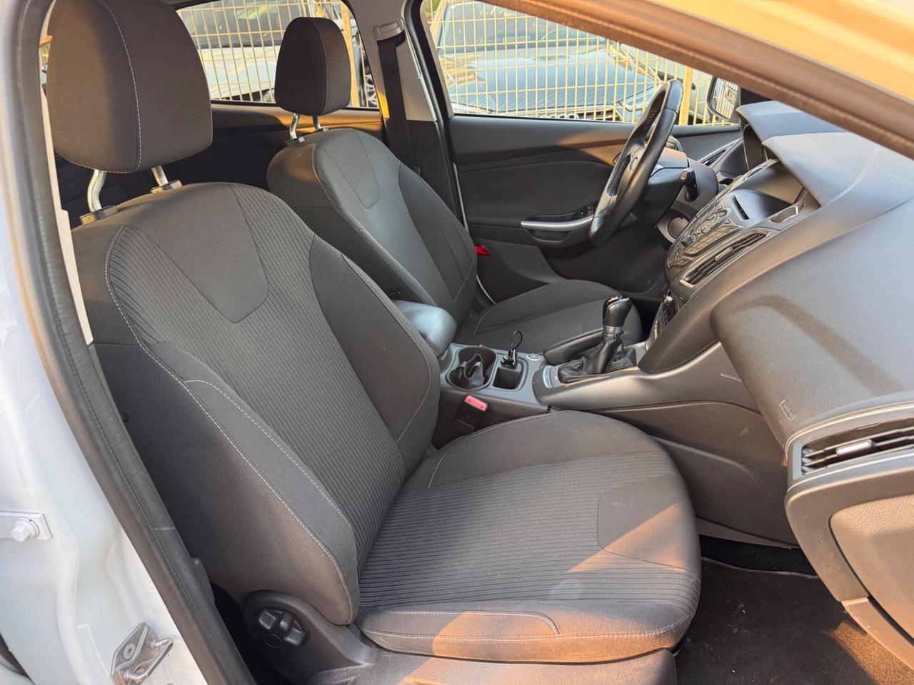 Ford Focus 1.6 GPL 120 CV neopaten garanzia 12 mesi