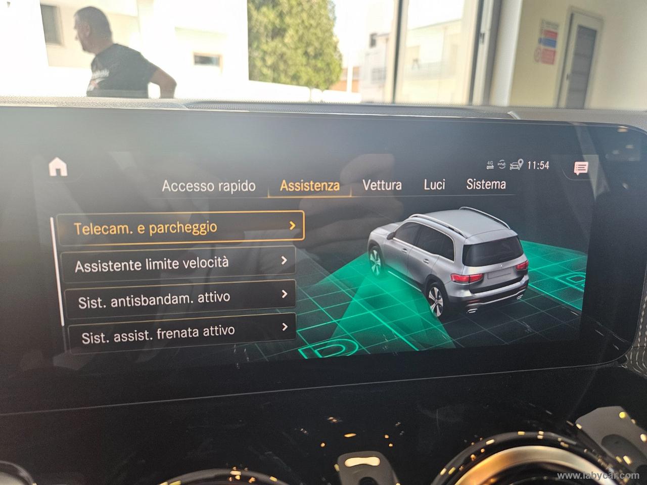 MERCEDES-BENZ GLB 200 d Automatic Sport Plus