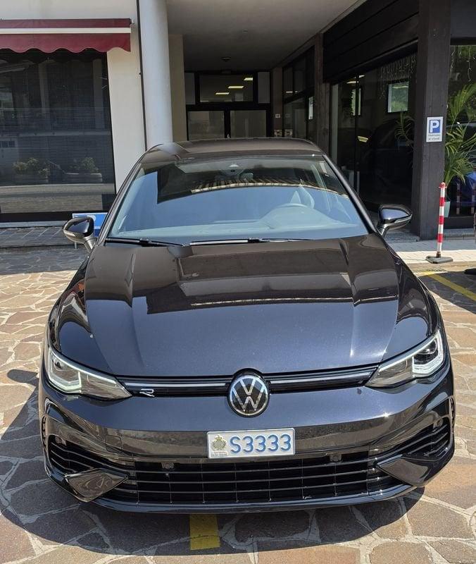 Volkswagen Golf 2.0 TSI R DSG 4MOTION PERFORMANCE CAMERA