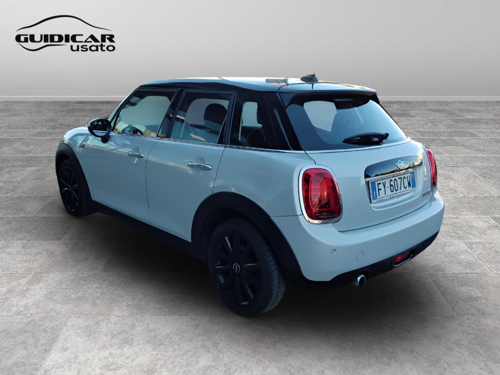 MINI Mini IV F55 2018 5p - Mini 5p 1.5 Cooper D Business