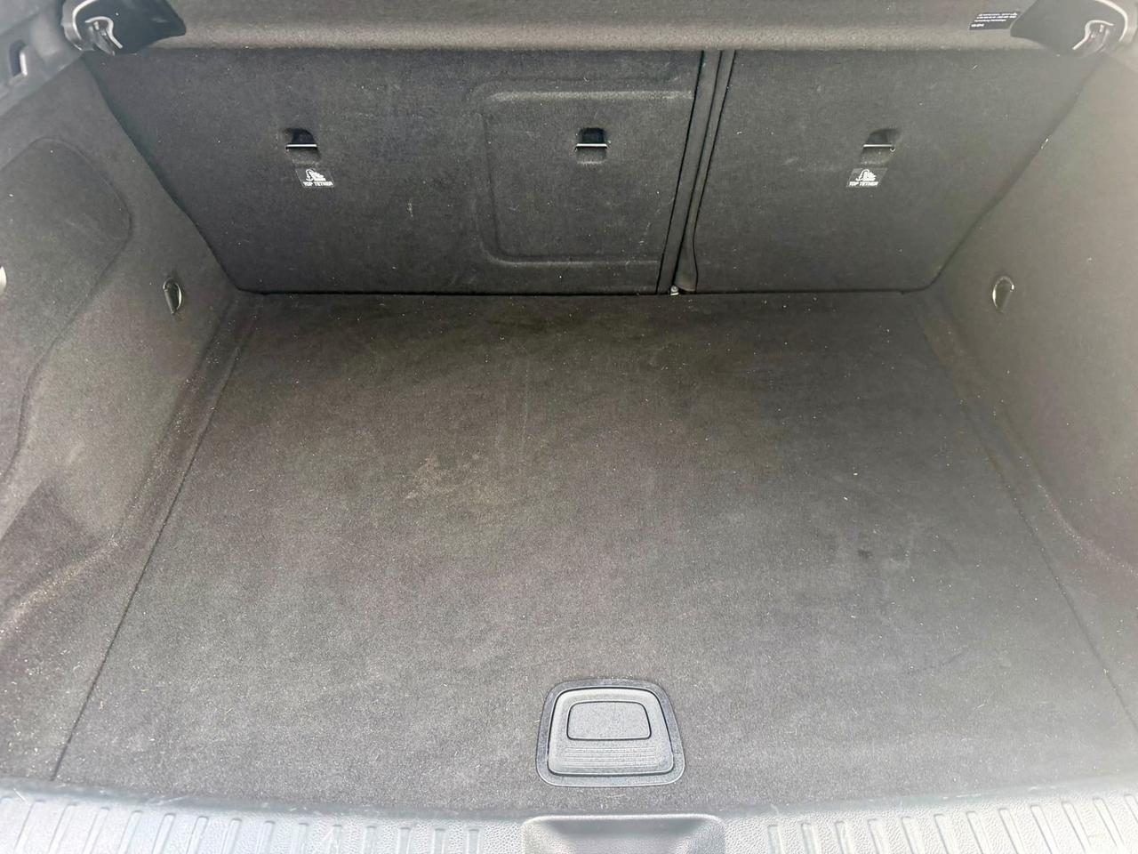 Mercedes GLA180d 197.000km 2016 euro6 neopatentati