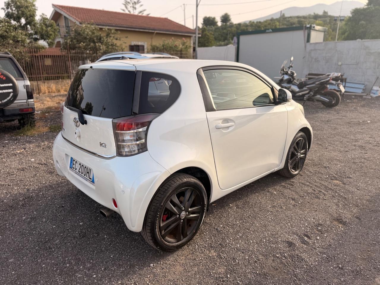 Toyota iQ 1.3 Executive