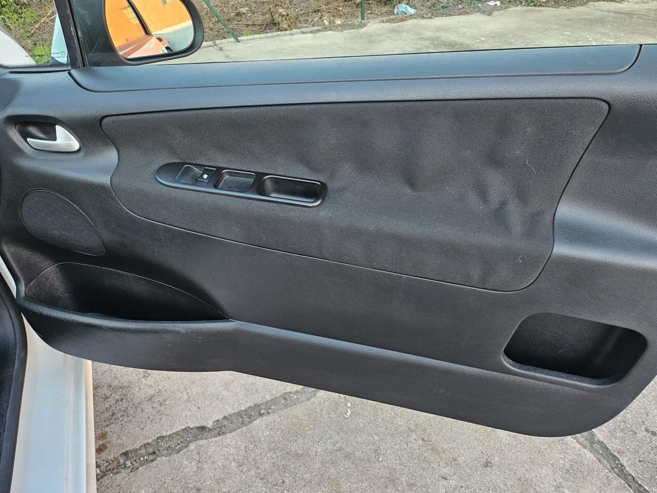 Peugeot 207 1.4 8V 75CV 3p. Energie