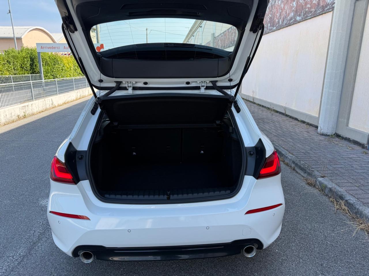 Bmw 118d 5p. Sport Automatica 2021