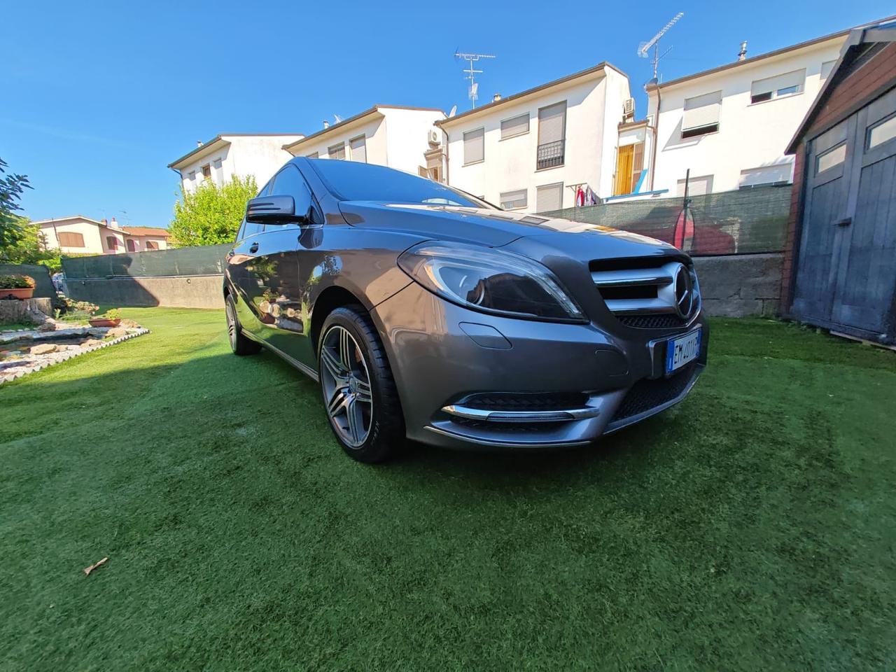 Mercedes-benz B 180 BlueEFFICIENCY Premium