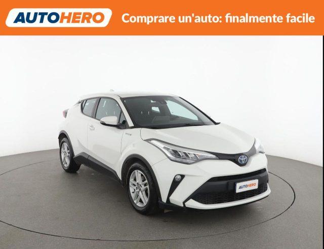 TOYOTA C-HR 1.8 Hybrid E-CVT Business