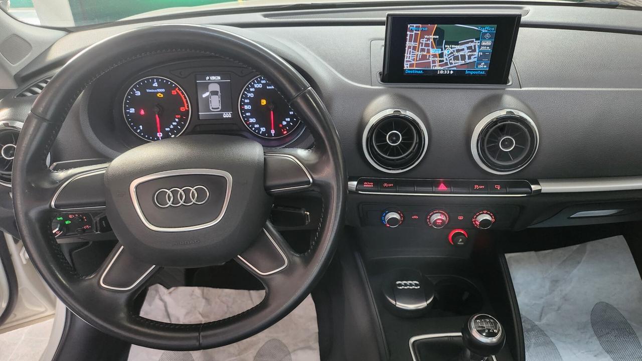 Audi A3 1.6 TDI sline Targa EZ090GL