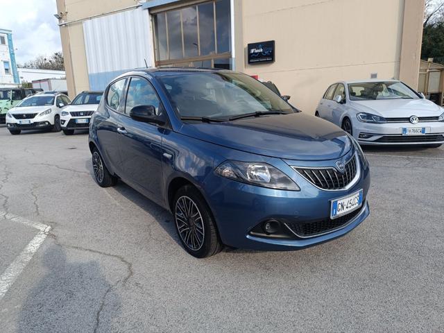 LANCIA Ypsilon 1.0 FireFly 5 porte S&S Hybrid Silver