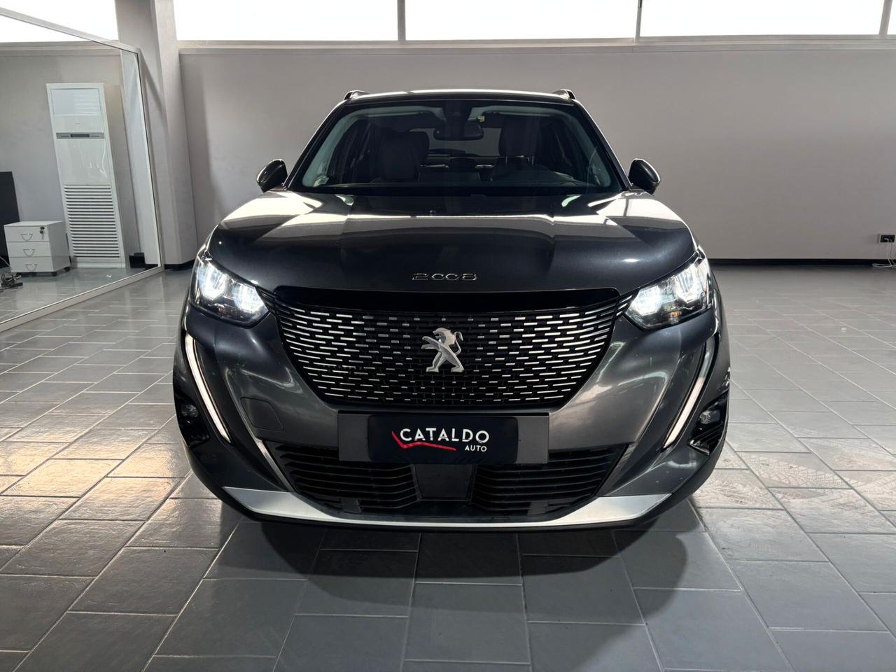 Peugeot 2008 PureTech 100 S&S Allure Pack