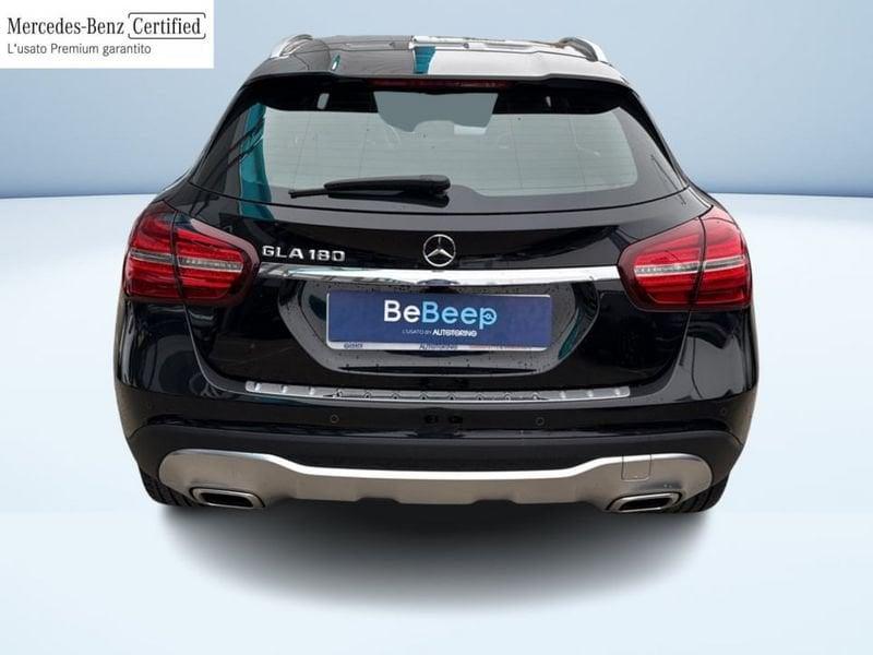 Mercedes-Benz GLA 180 SPORT