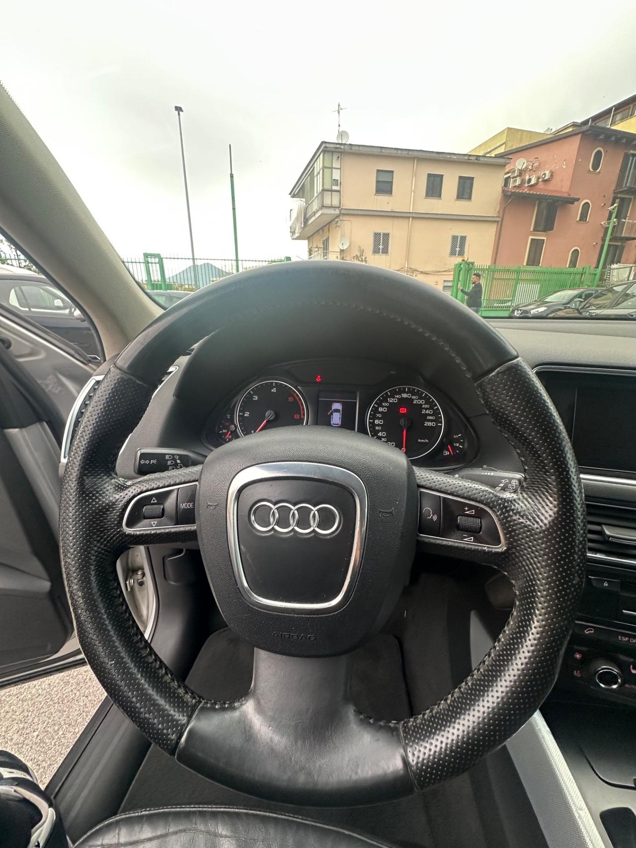 Audi Q5 2.0 TDI 170 CV quattro