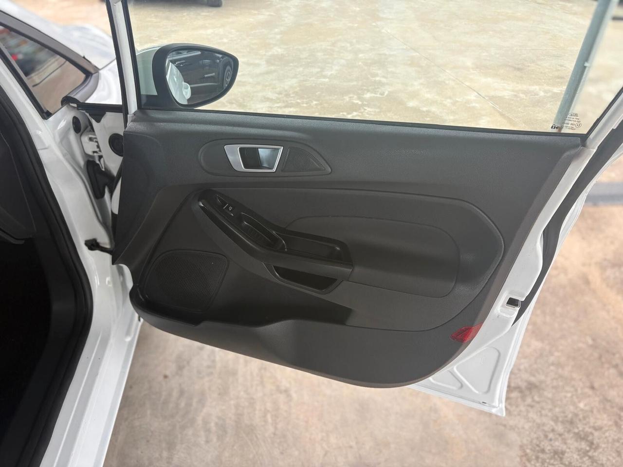 Ford Fiesta 1.0 80CV 5 porte Business