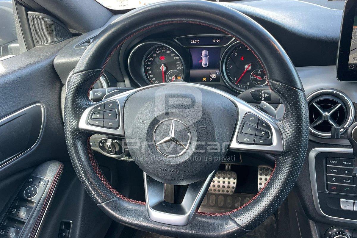 MERCEDES CLA 200 d Automatic Premium