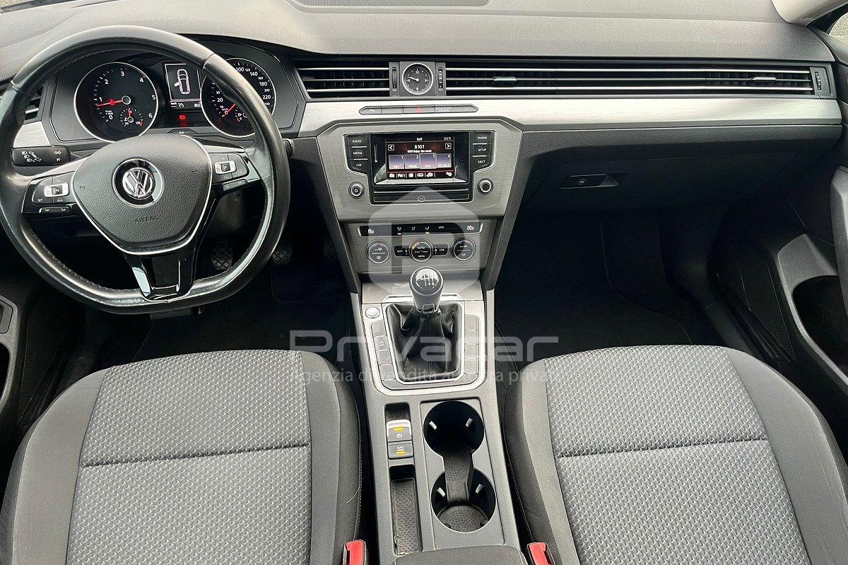 VOLKSWAGEN Passat Variant 1.6 TDI Trendline BlueMotion Technology