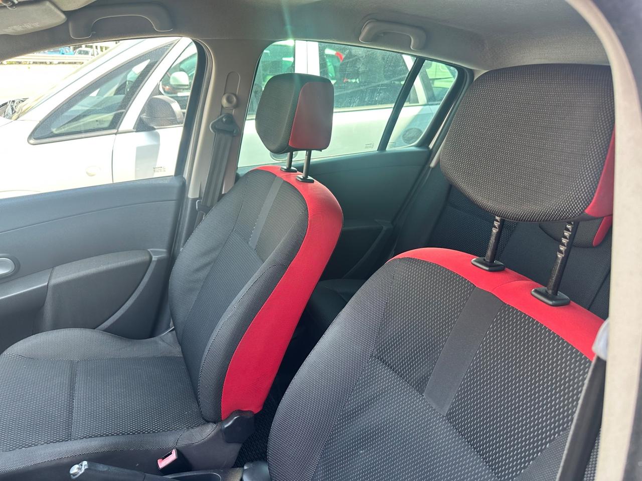 Renault Clio 1.5 dCi 85CV 5 porte Rip Curl