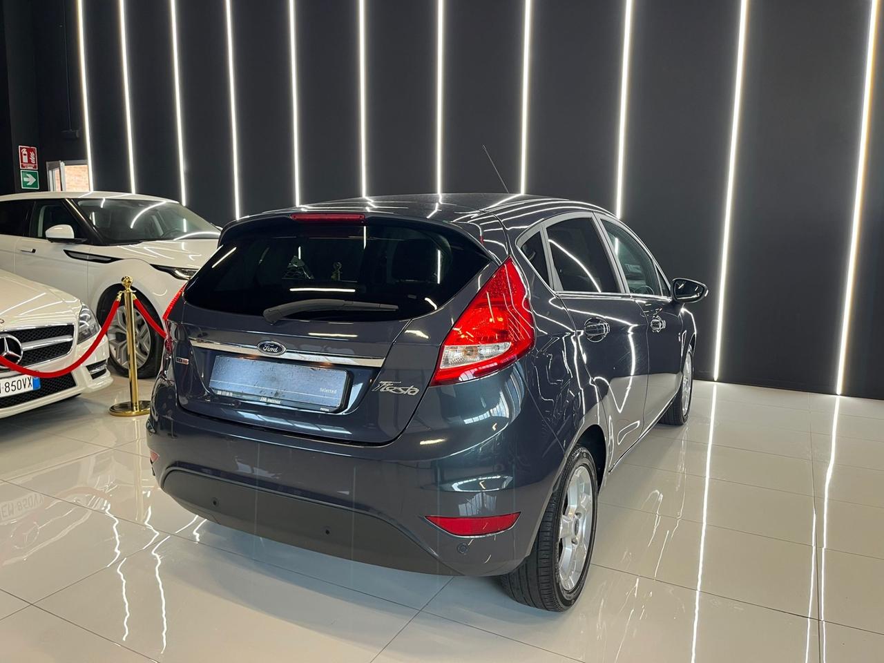 Ford Fiesta 1.4 TDCi 5p. Titanium OK NEOPATENTATI