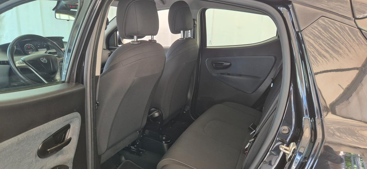 LANCIA Ypsilon 1.0 69CV BENZ/HYBRID 07/2022