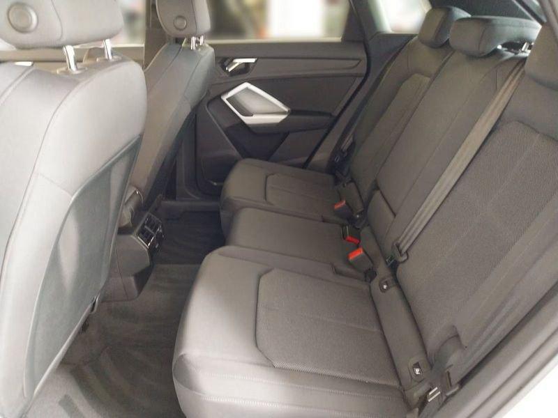 Audi Q3 Q3 35 TDI S tronic S line edition Matrix Led camera 19"