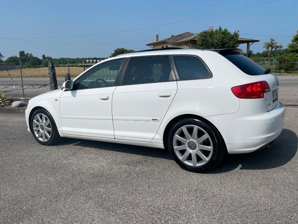 Audi A3 SPB 2.0 TDI 140cv s-line Ambition