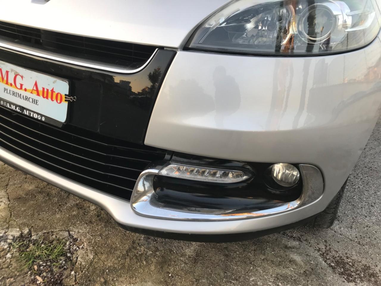 Renault Scenic Scénic X-Mod 1.5 dCi 110CV Luxe