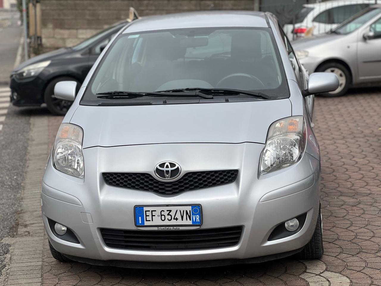 Toyota Yaris 1.0 benz - Garanzia 12 Mesi