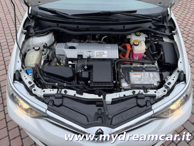 TOYOTA Auris Touring Sports 1.8 Hybrid