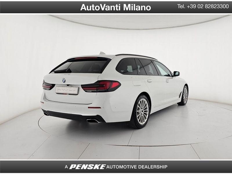 BMW Serie 5 540d Touring mhev 48V xdrive Luxury auto