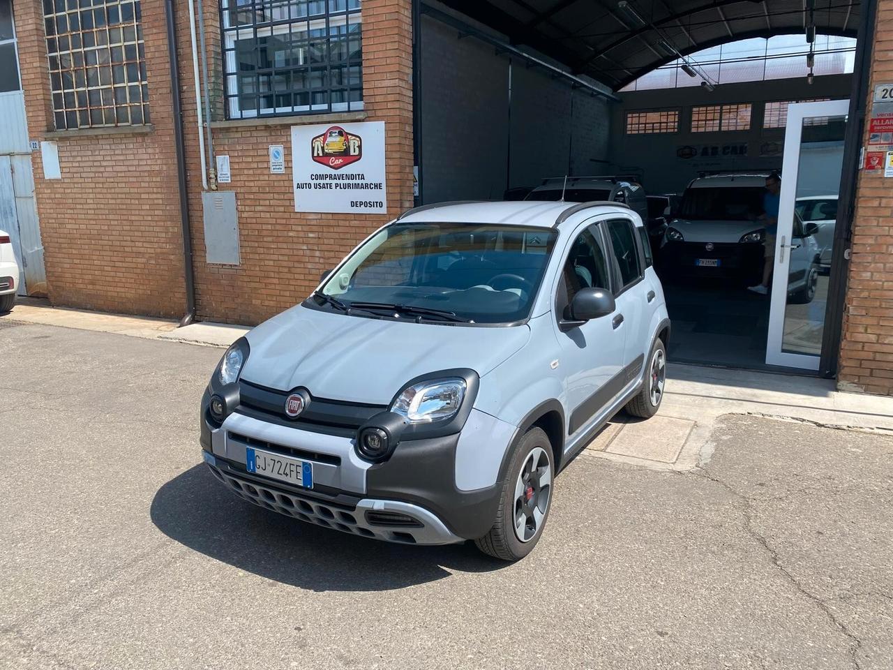Fiat Panda 1.0 Hybrid City Cross - NEOPATENTATI - GARANZIA 12 MESI