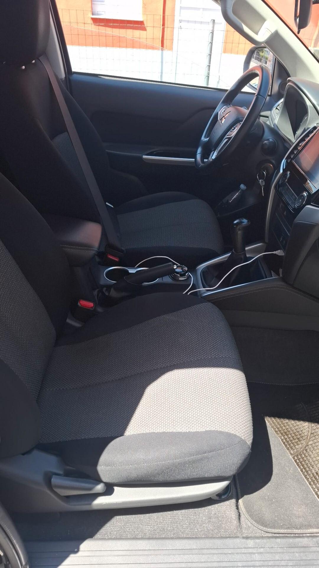 Mitsubishi L200 2.3 D Double Cab 4x4 Easy Select Invite Connect