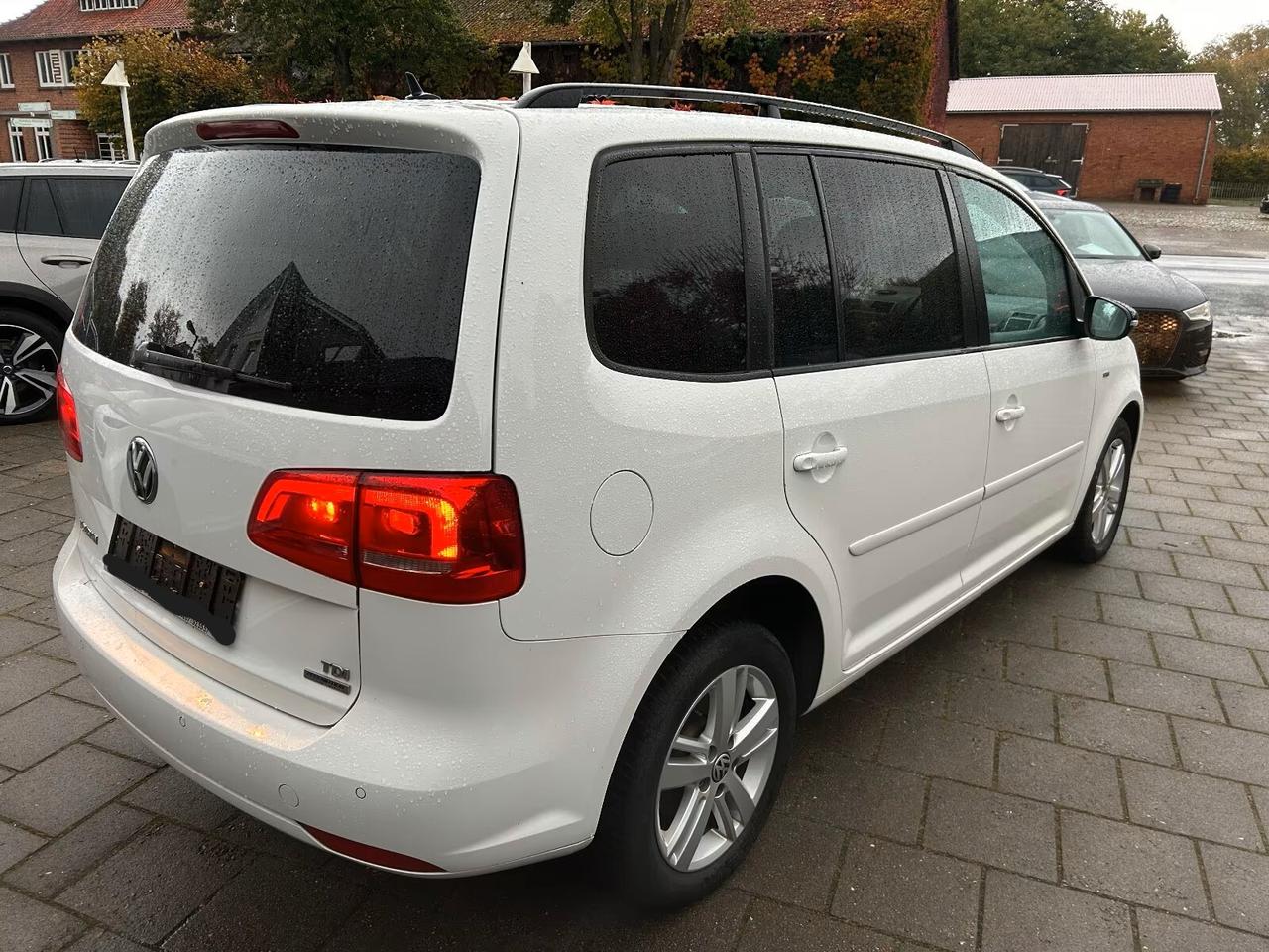 Volkswagen Touran Business 1.6 TDI Comfortline ok neo patentati