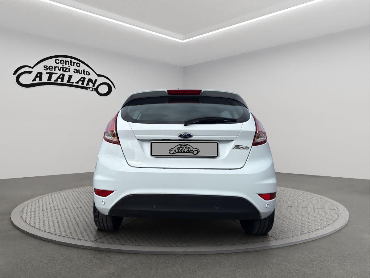 FORD - Fiesta - 1.5 TDCi 75 CV 5p. Black & White Edition