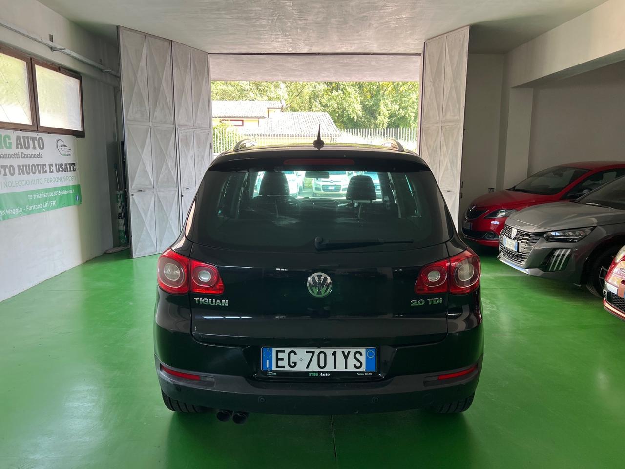 Volkswagen Tiguan 2.0 16V TDI DPF tiptronic Track