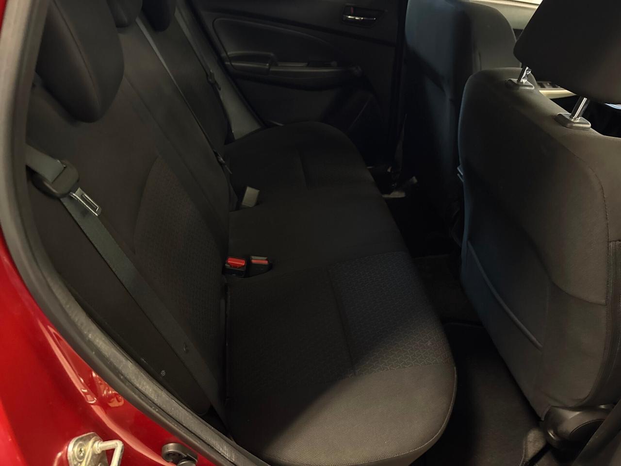SUZUKI SWIFT 1.2cc 90CV Hybrid 4WD AllGrip Top