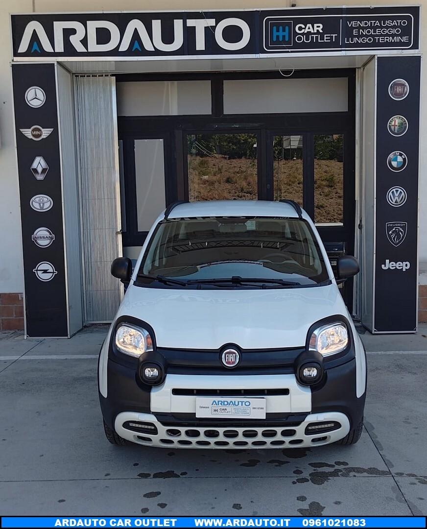 Fiat Panda 1.0 FireFly Hybrid City Cross 70 cv