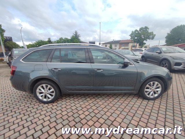 SKODA Octavia 1.5 DSG Wagon Ambition G-Tec
