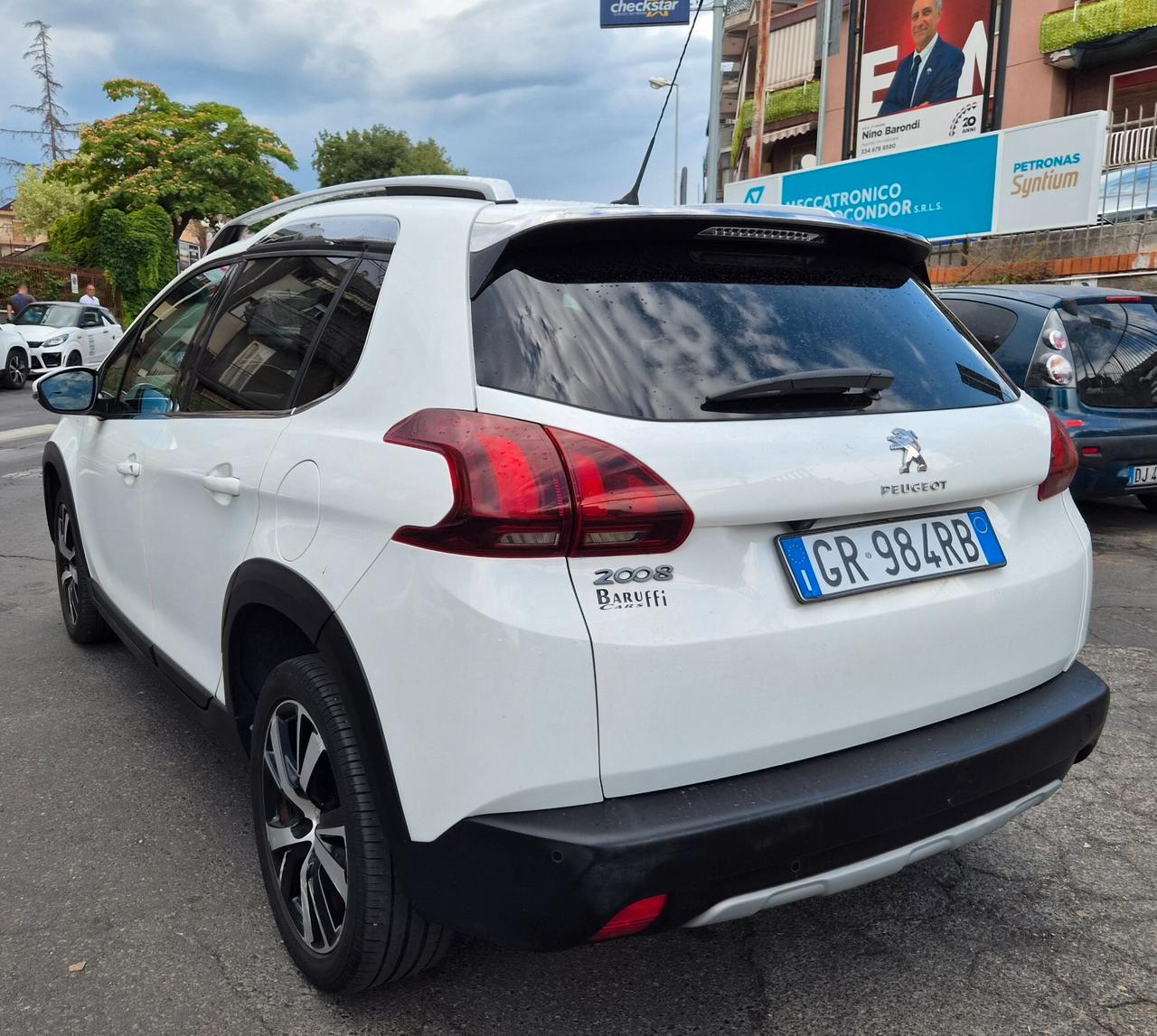 Peugeot 2008 BlueHDi 100 Allure